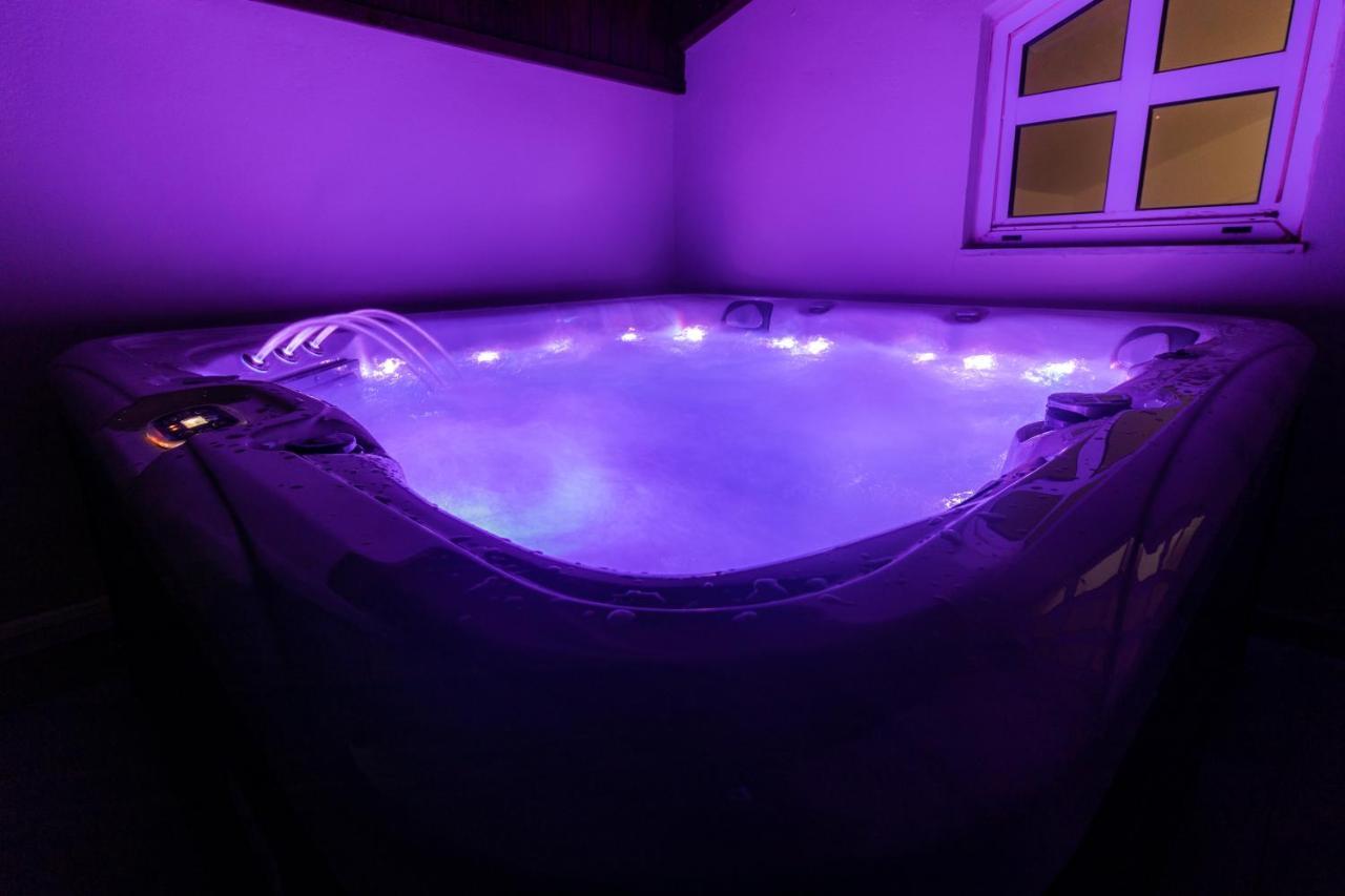 Roussospítion Villa Ventus, 40Sqm Private Pool & Hot Tub! מראה חיצוני תמונה