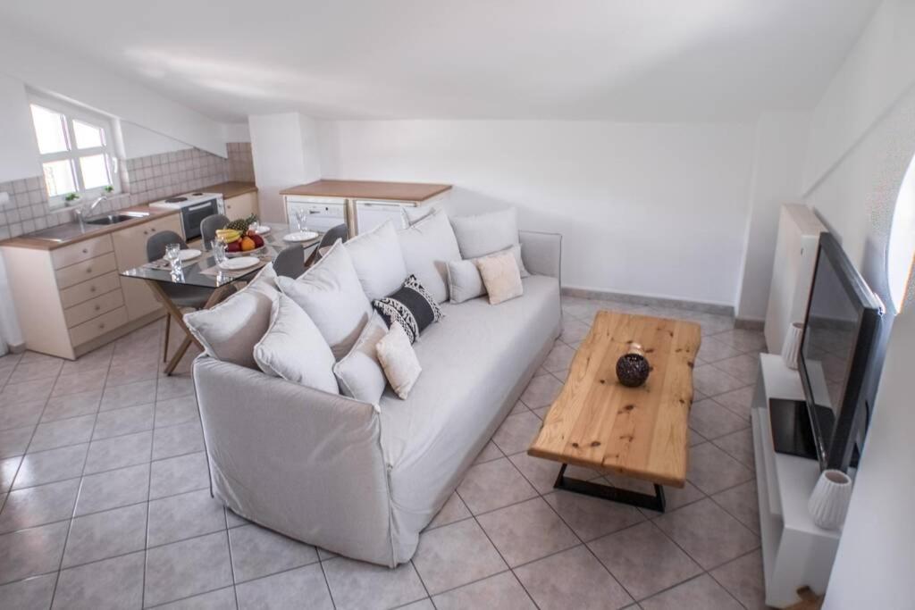 Roussospítion Villa Ventus, 40Sqm Private Pool & Hot Tub! מראה חיצוני תמונה